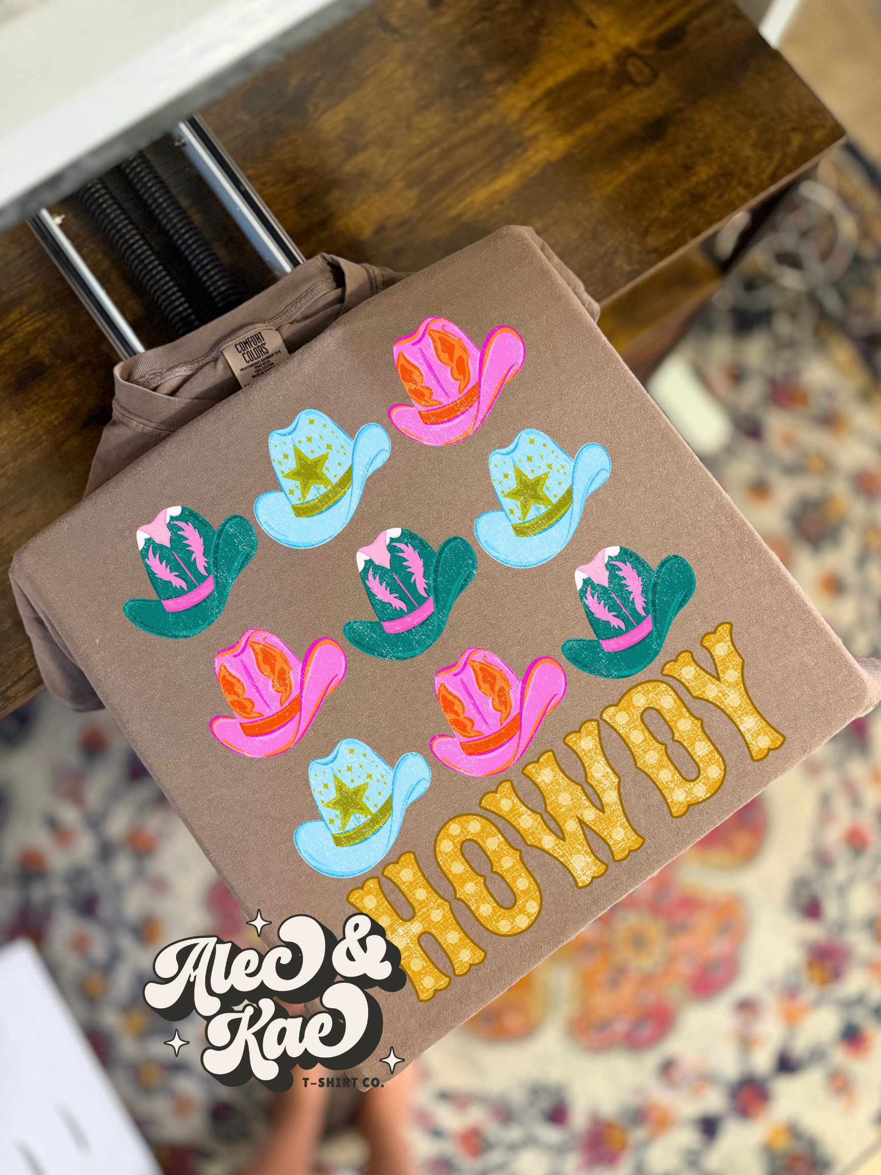 Howdy Tee